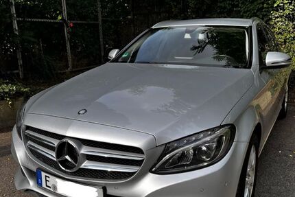 Mercedes-Benz C 250 103.000 km 17.500 &euro; Essen 45307