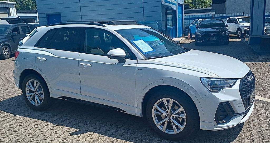 Audi Q3 8.800 km 42.980 &euro; Essen 45307