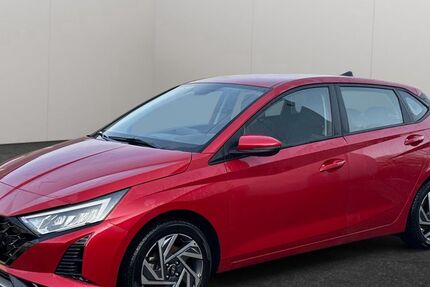 Hyundai i20 24.302 km 17.490 &euro; Dinslaken 46535