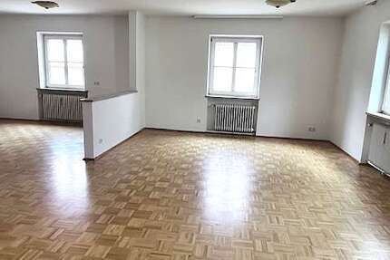 Büro in Pörnbach 1.250 € 124 m²