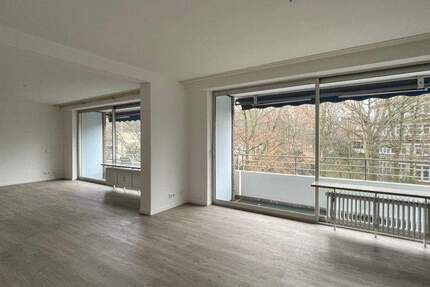 Wohnen am Duisburger Kaiserberg: großzügig aufgeteilte, vor 3 Jahren modernisierte 3- Zimmer-Wohnung mit zwei Balkonen. 3 zimmer