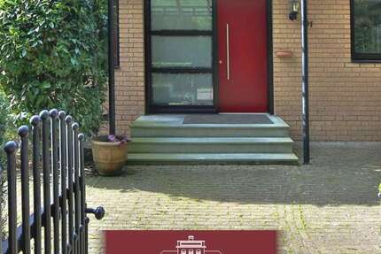 Haus zum Kaufen in Krefeld 740.000 € 193.51 m²