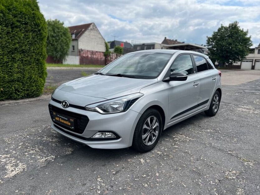 i20
