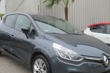 Renault Clio 56.721 km 7.890 &euro; Herne 44653