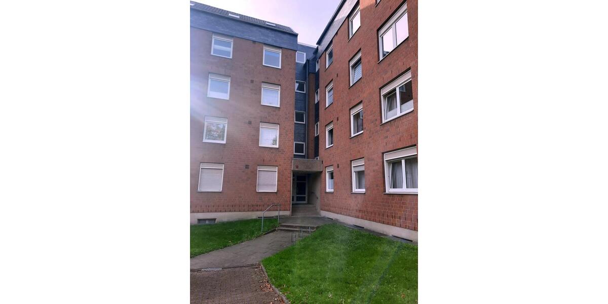 Dachgeschoßwohnung Recklinghausen Berghausen - 2.5 Zimmer, 66 m&sup2;, 481&euro; | Angebot:24855662