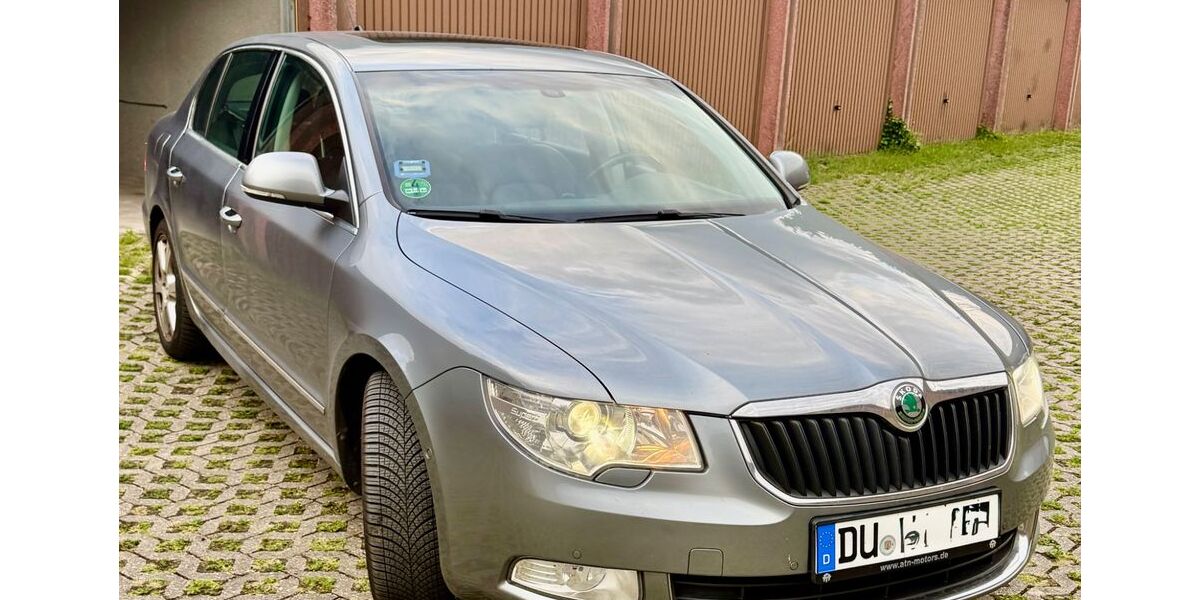 Skoda Superb 191.000 km 5.800 &euro; Duisburg 47239