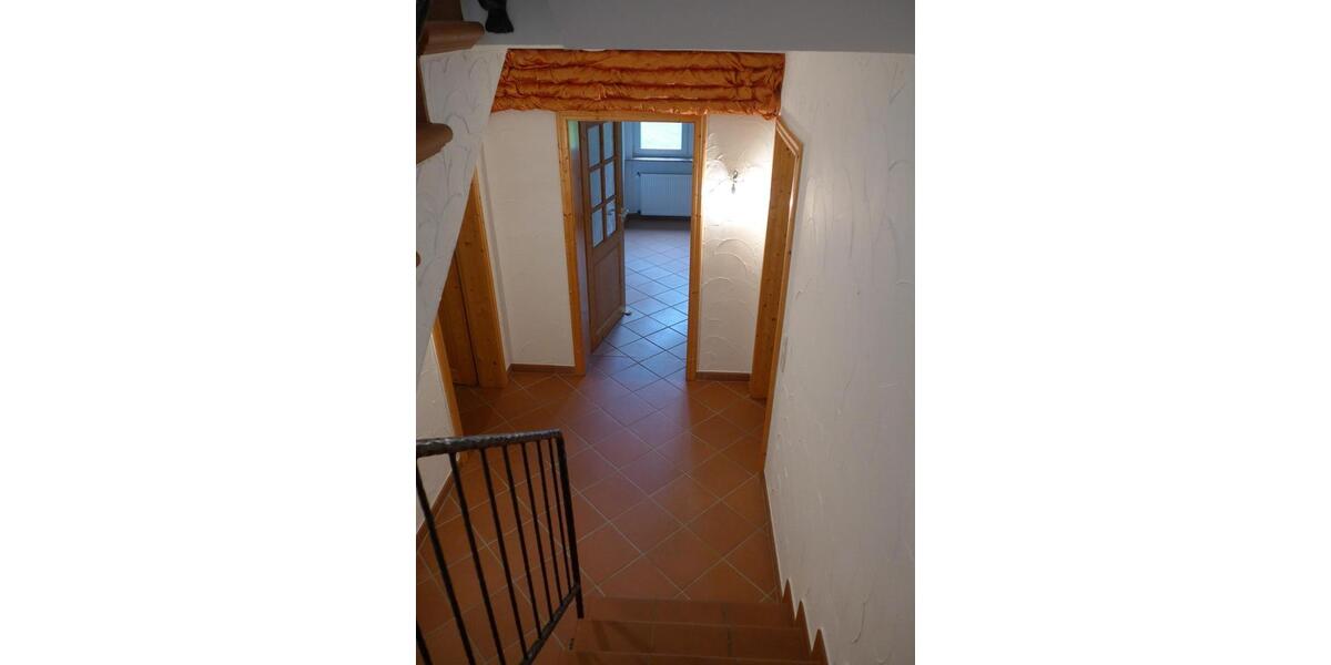 Einfamilienhaus Witten - 8 Zimmer, 250 m&sup2;, 2.000&euro; | Angebot:25392381