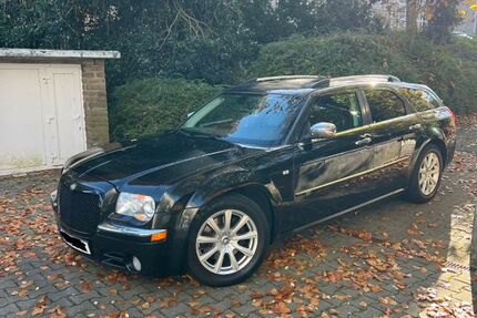 Chrysler 300C 392.000 km 4.900 € Mülheim Ruhr 45479