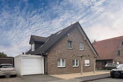 Wohnung Moers Kapellen-Mitte - 3 Zimmer, 110 m&sup2;, 299.000&euro; | Angebot:26092484