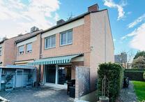 Modernes, familienfreundliches Zuhause mit bester Infrastruktur