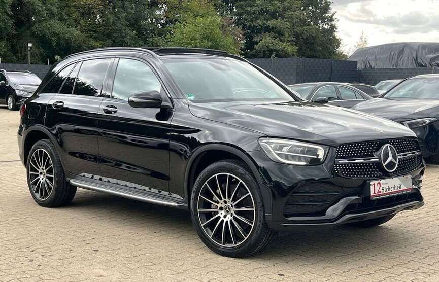 Mercedes-Benz GLC 300 144.000 km 32.990 € Recklinghausen 45659