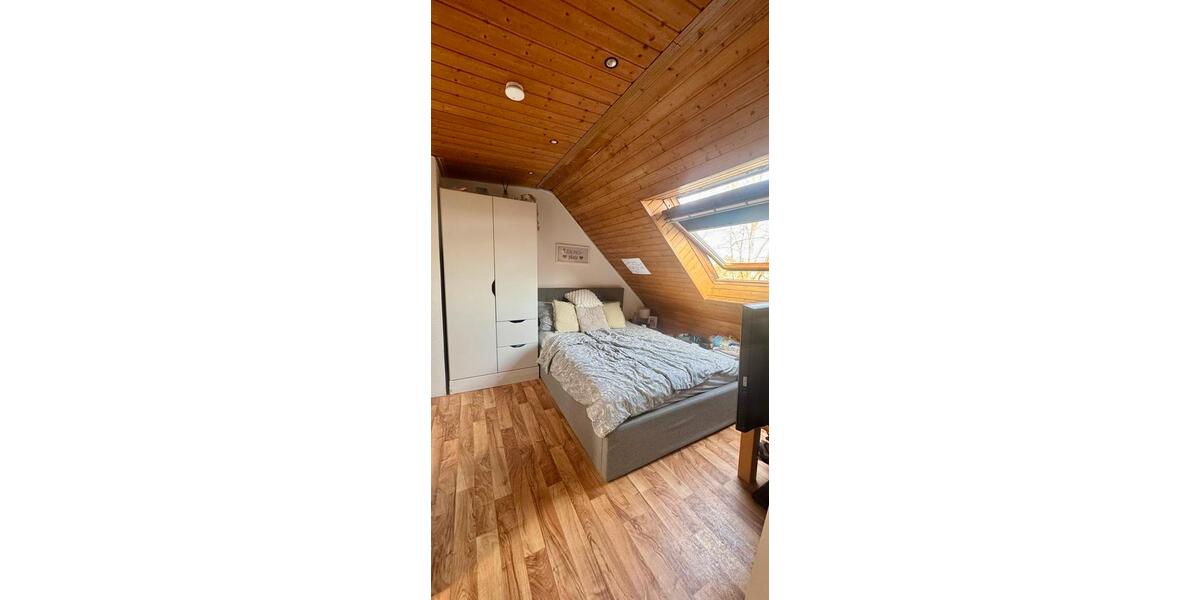 Dachgeschoßwohnung Marl Alt-Marl - 1 Zimmer, 25 m&sup2;, 290&euro; | Angebot:25421956