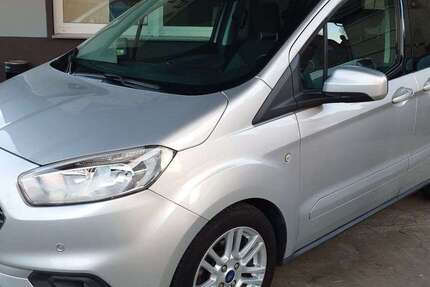 Ford Tourneo Courier 47.000 km 10.999 € Gladbeck 45968