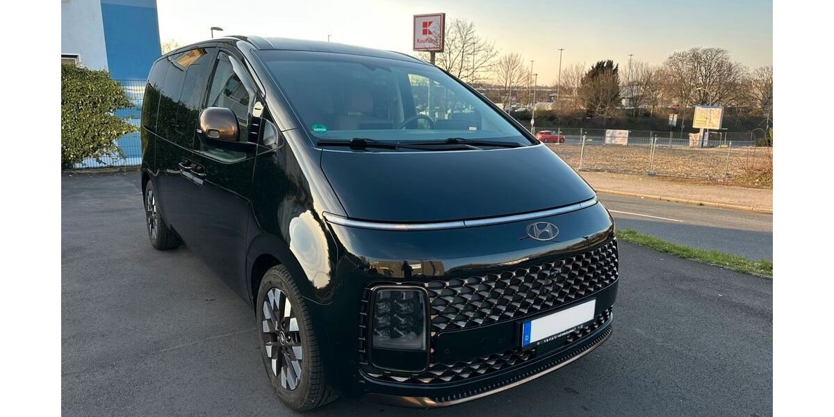 Hyundai STARIA 32.900 km 38.900 &euro; Bochum 44809