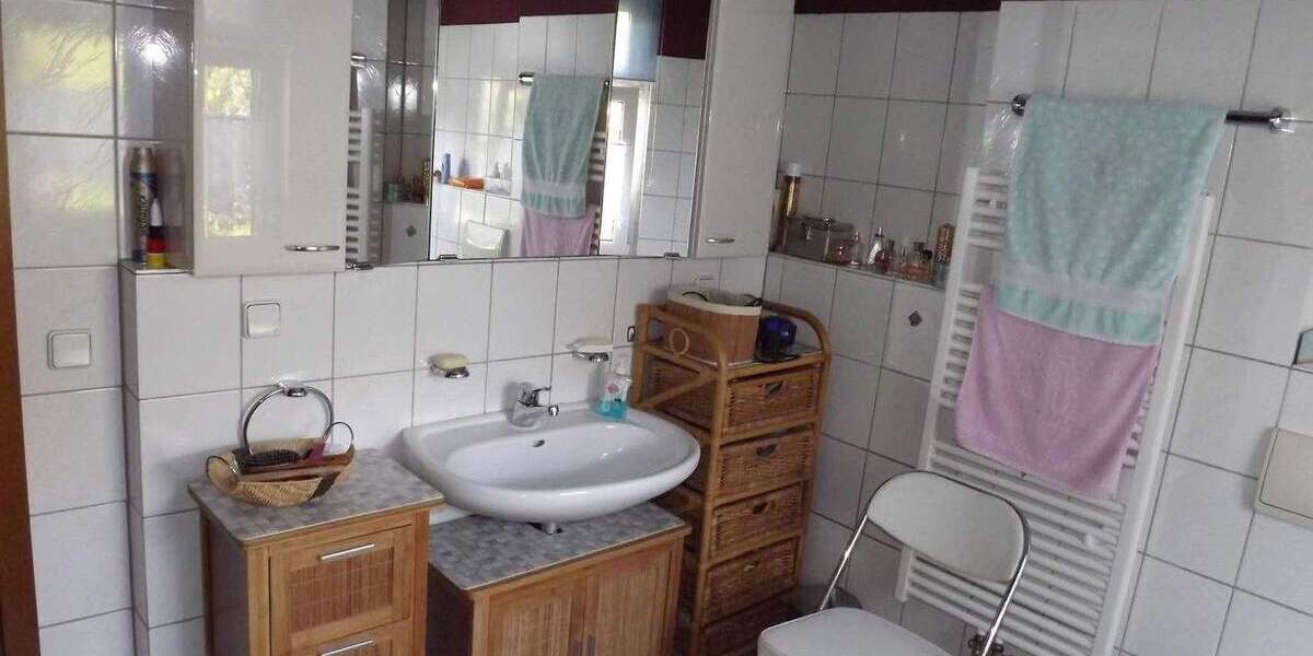 Charmante Doppelhaushälfte mit Geschichte in Recklinghausen-Hochlarmark 3 zimmer