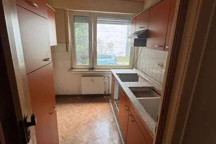 Wohnung zum Kaufen in Duisburg 135.000 € 92.96 m² 4 zimmer