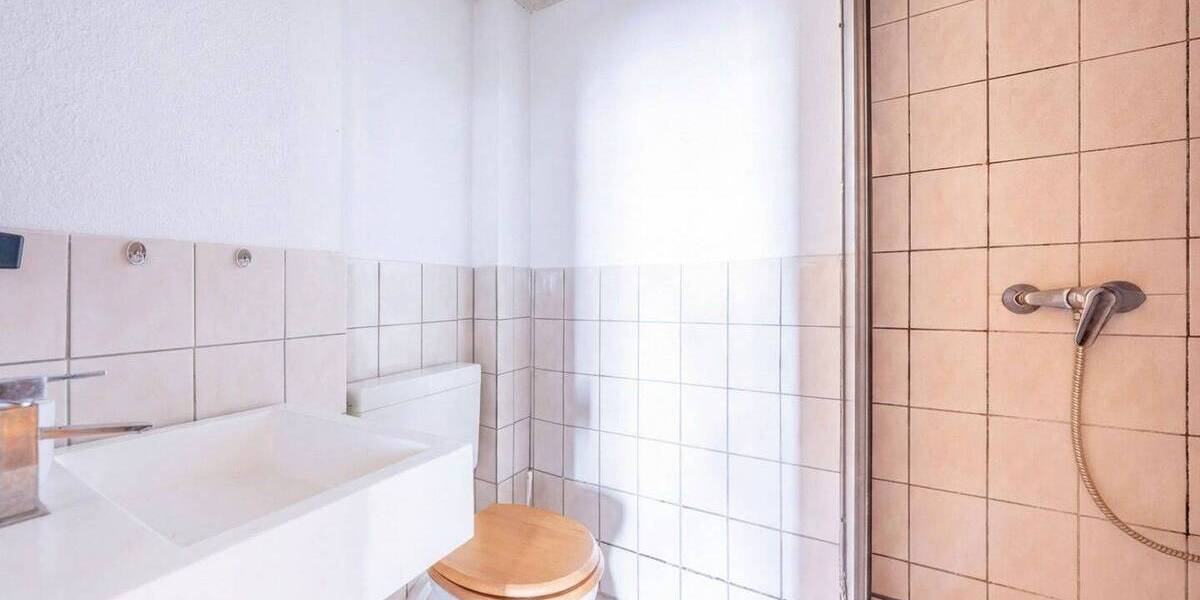 Mehrfamilienhaus, Wohnhaus Castrop-Rauxel Behringhausen - 7 Zimmer, 189 m&sup2;, 359.000&euro; | Angebot:26219264