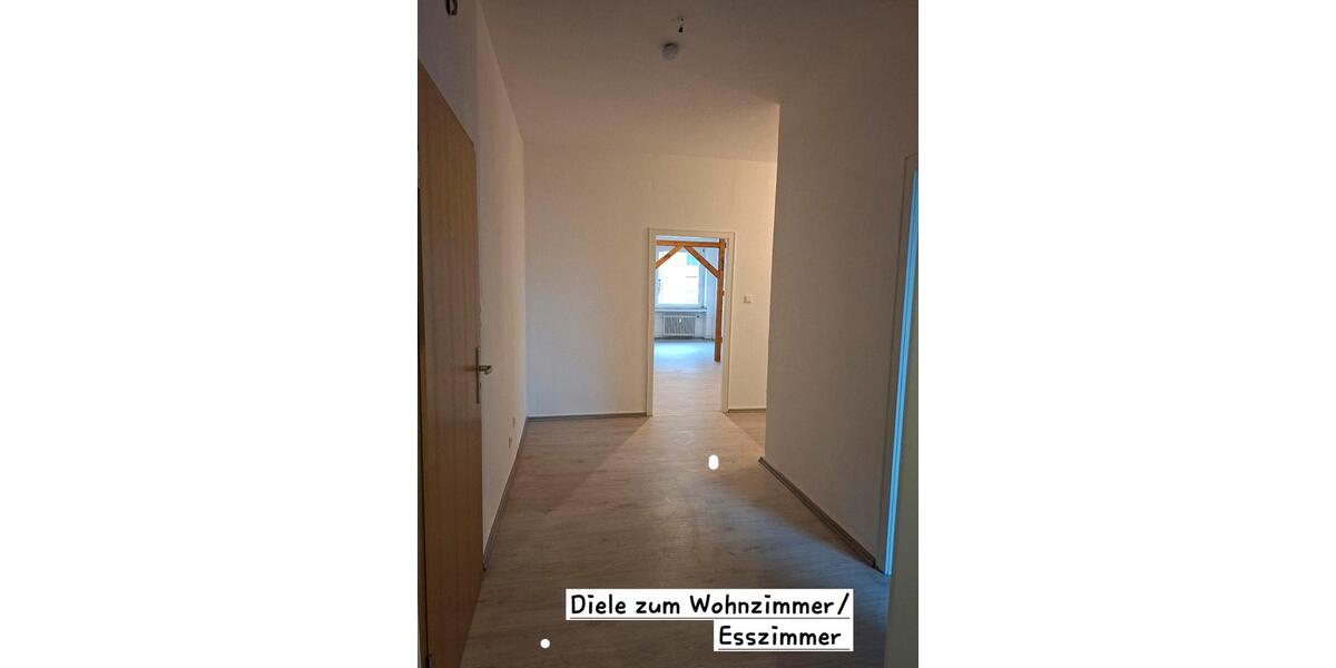 Etagenwohnung Recklinghausen Berghausen - 4 Zimmer, 120 m&sup2;, 1.050&euro; | Angebot:25333200