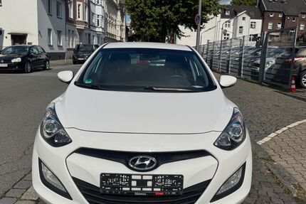 Hyundai i30 148.000 km 8.499 € Gelsenkirchen 45879