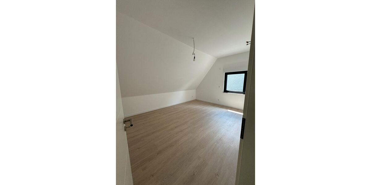 Etagenwohnung Hattingen Blankenstein - 3 Zimmer, 65 m&sup2;, 730&euro; | Angebot:25300902