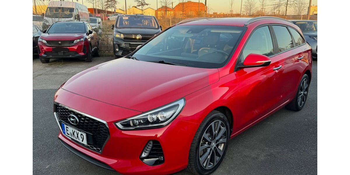 Hyundai i30 53.700 km 11.990 &euro; Essen 45326