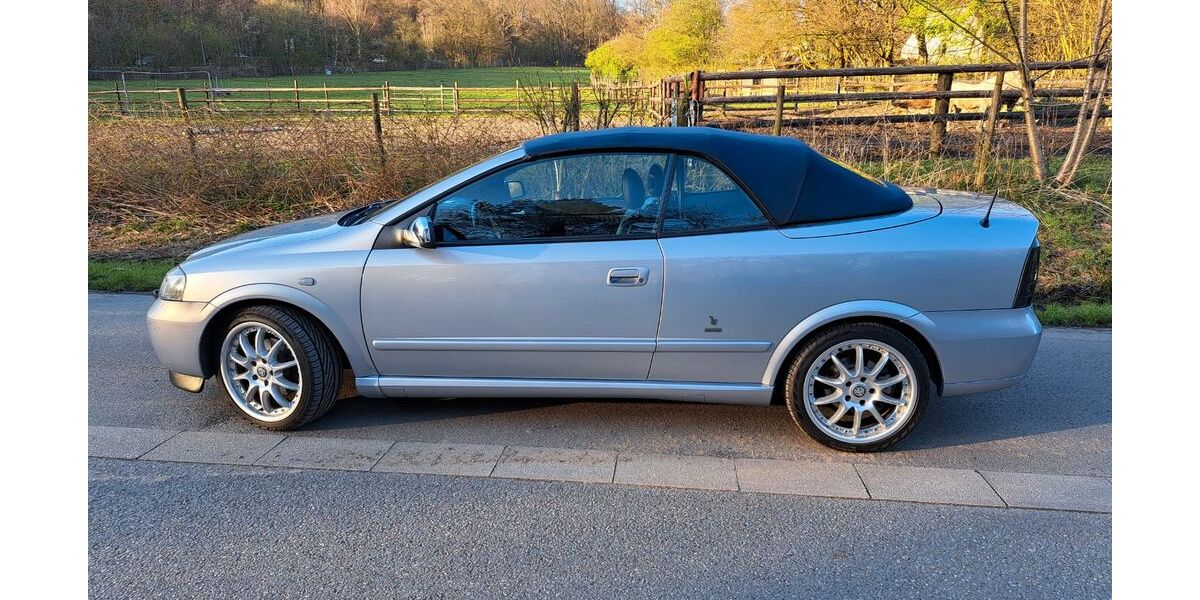 Opel Astra 98.000 km 5.600 &euro; Oberhausen 46145