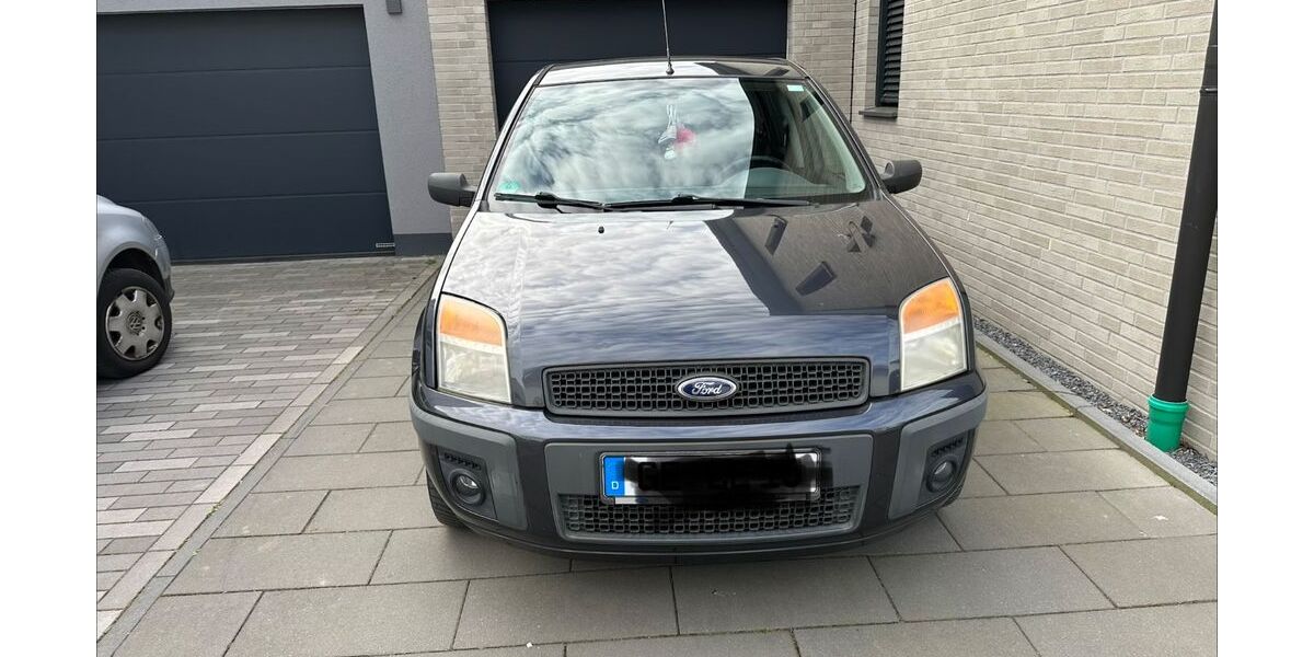 Ford Fusion 165.000 km 1.899 &euro; Gelsenkirchen 45892
