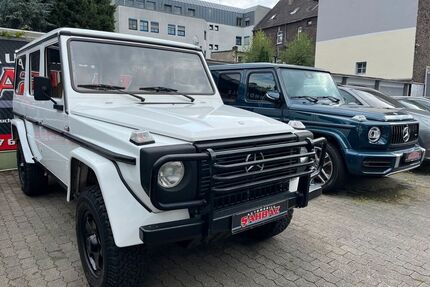 Mercedes G 230