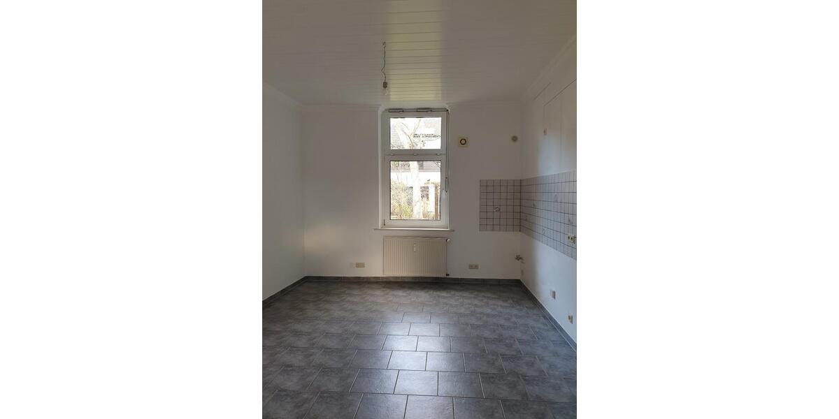 Erdgeschoßwohnung Duisburg Mittelmeiderich - 3 Zimmer, 75 m&sup2;, 600&euro; | Angebot:26321219