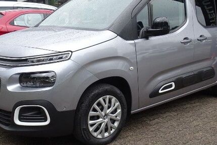 Citroen Berlingo 110.721 km 15.990 &euro; Essen 45355