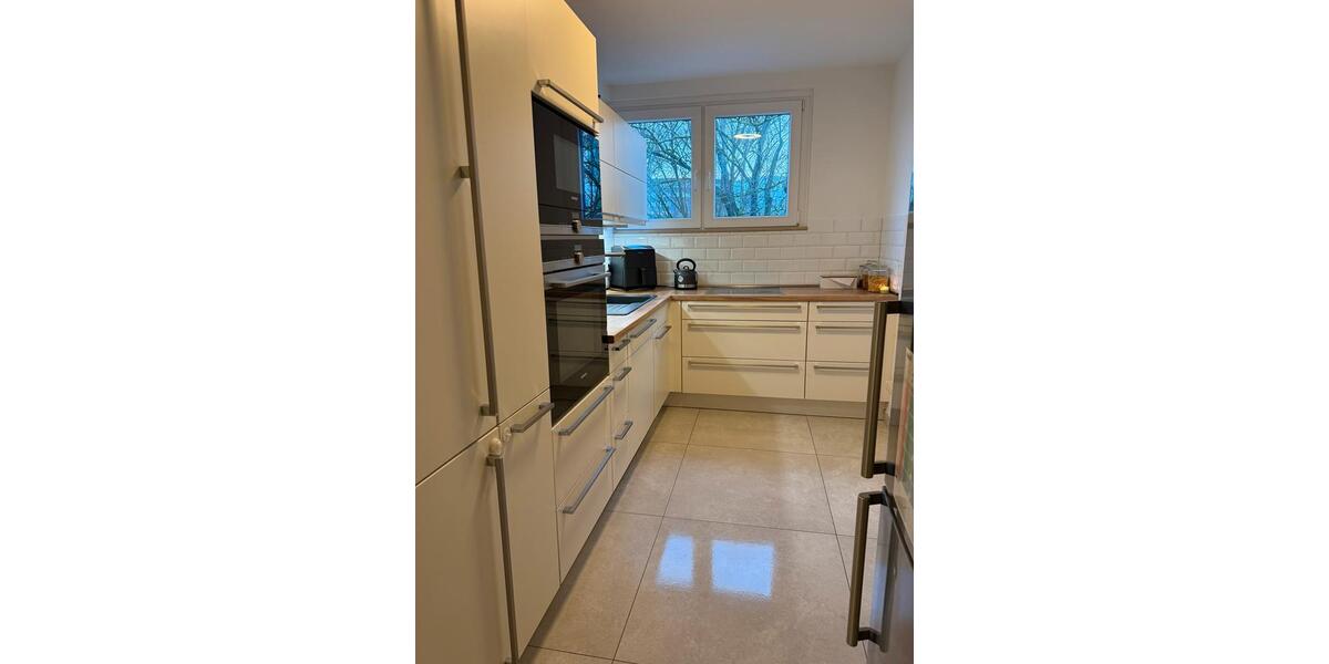Etagenwohnung Essen Stadtbezirk VI - 3 Zimmer, 75 m&sup2;, 1.100&euro; | Angebot:25363523