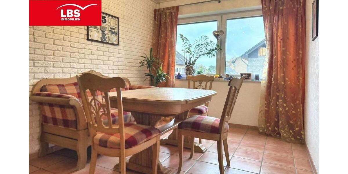 3,5 Raum Eigentumswohnung mit großer Loggia und Garage in Dorsten-Rhade 3 zimmer