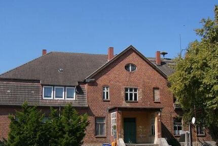 Ehemaliges Gutshaus auf einen 2703 m2 Grundstück