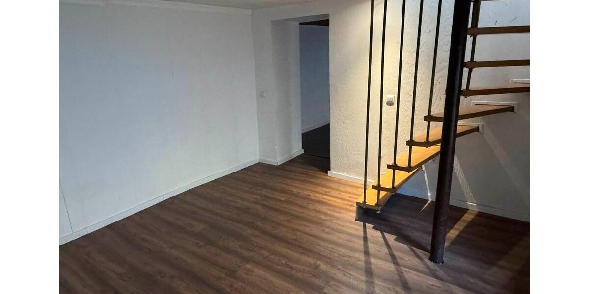 Erdgeschoßwohnung Bochum Bochum-Südwest - 4 Zimmer, 95 m&sup2;, 720&euro; | Angebot:27584785