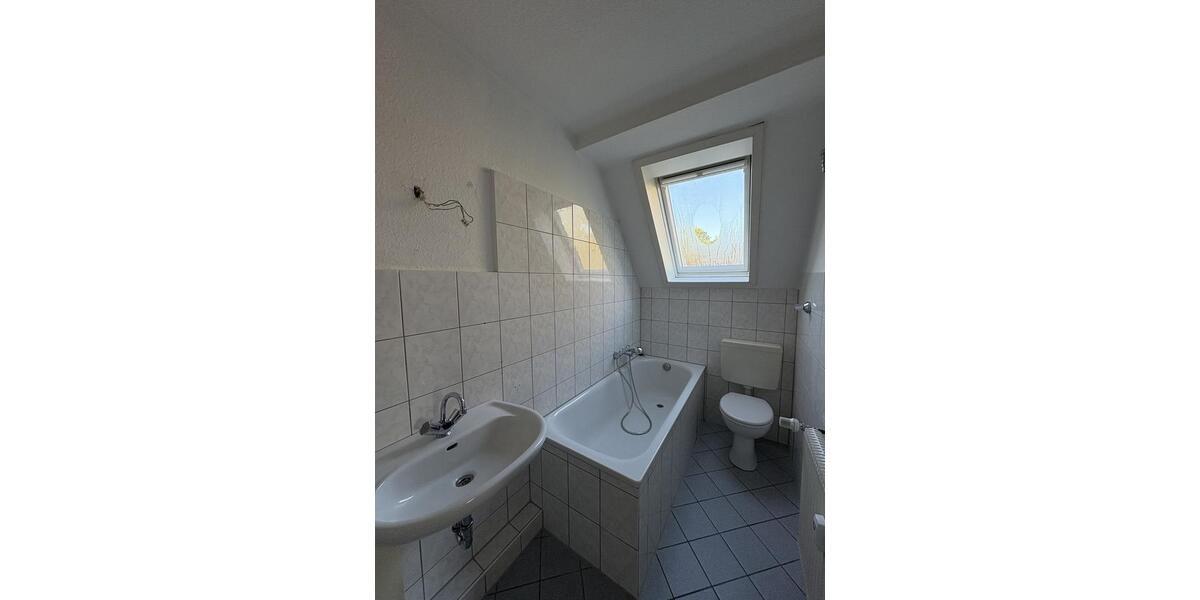 Dachgeschoßwohnung Bottrop Batenbrock - 1.5 Zimmer, 33 m&sup2;, 280&euro; | Angebot:26527108