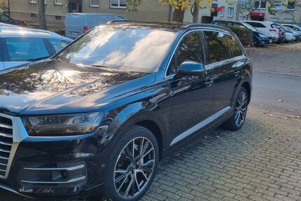 Audi Q7 190.000 km 26.900 &euro; Essen 45355
