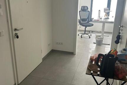 Wohnung Duisburg Duisburg-Mitte - 1 Zimmer, 65 m&sup2;, 750&euro; | Angebot:26137570