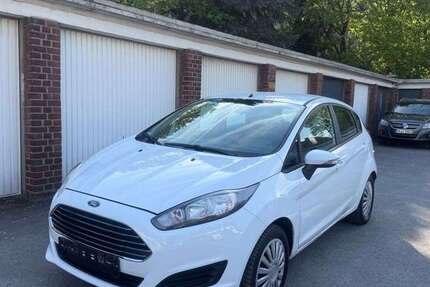 Ford Fiesta 82.000 km 5.800 &euro; Essen 45143