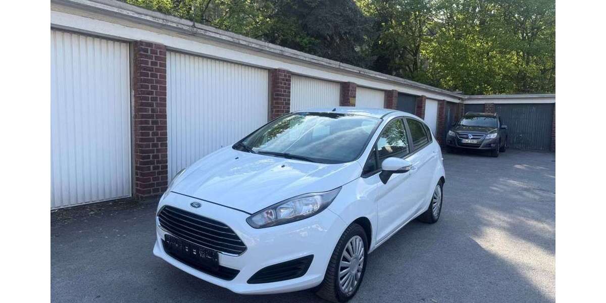 Ford Fiesta 82.000 km 5.800 &euro; Essen 45143