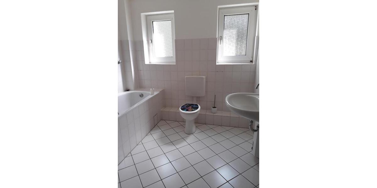 Erdgeschoßwohnung Essen Stadtbezirk VII - 2.5 Zimmer, 54 m&sup2;, 582&euro; | Angebot:26257212