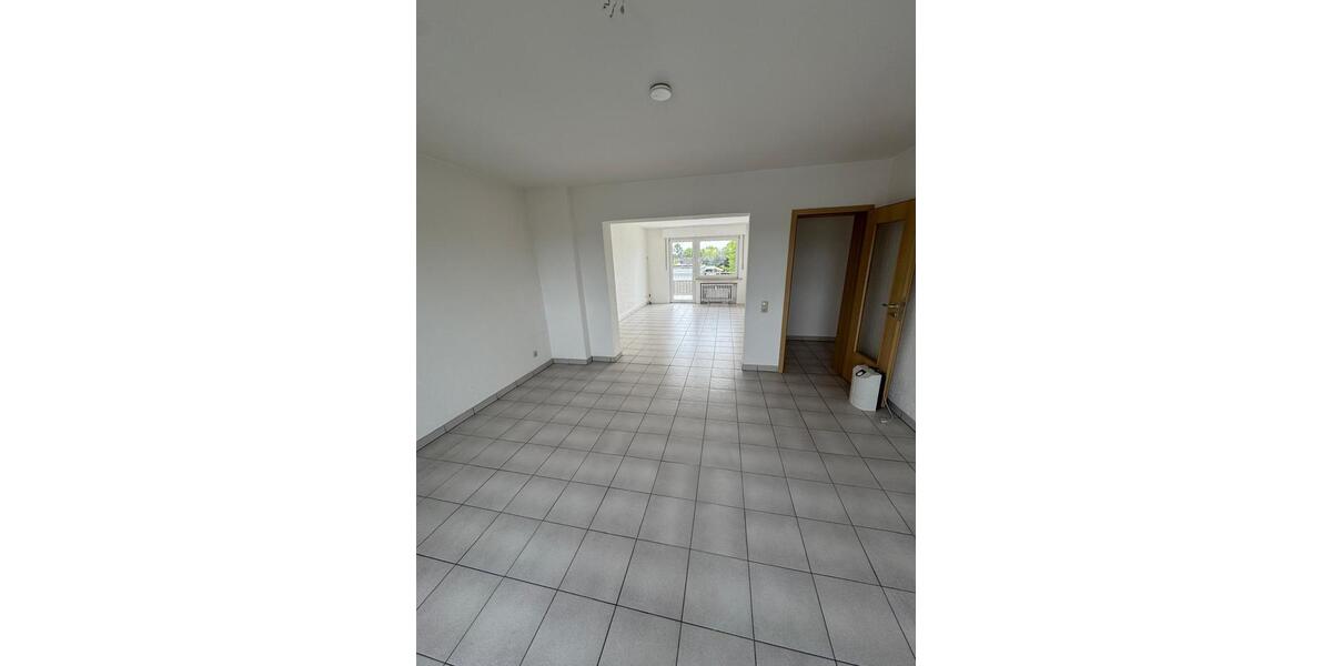 Etagenwohnung Duisburg Essenberg - 3 Zimmer, 79 m&sup2;, 552&euro; | Angebot:26349026