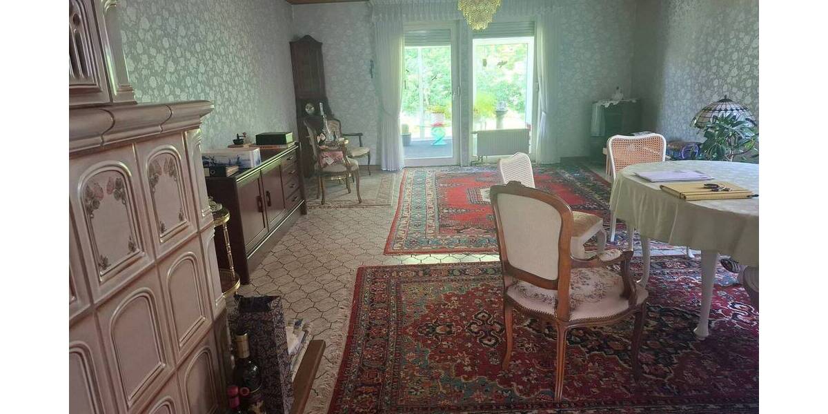 Freistehendes Ein-Zweifamilienhaus mit Garten, Sauna und Kellerbar in ruhiger Sackgasse in Moers-Kapellen zimmer