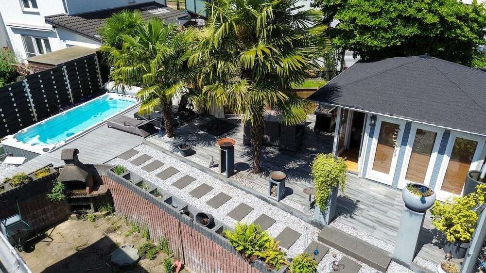 Einfamilienhaus Mülheim an der Ruhr Heißen - 10 Zimmer, 158 m&sup2;, 490.000&euro; | Angebot:27358357