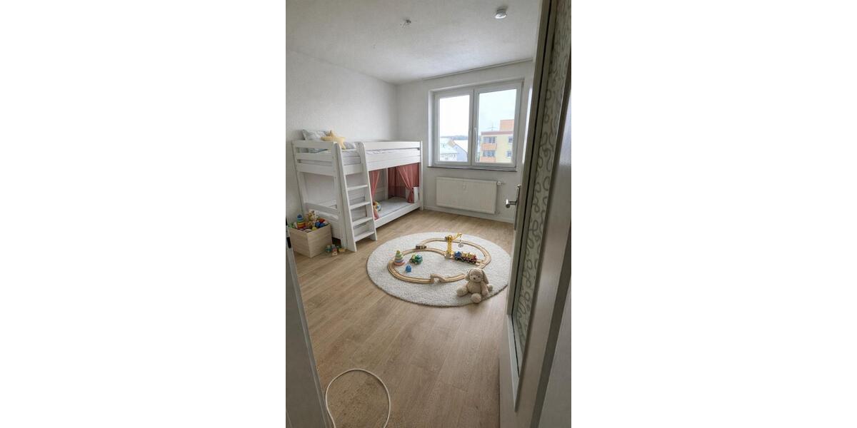 Etagenwohnung Castrop-Rauxel Deinighausen - 3.5 Zimmer, 69 m&sup2;, 600&euro; | Angebot:25402993