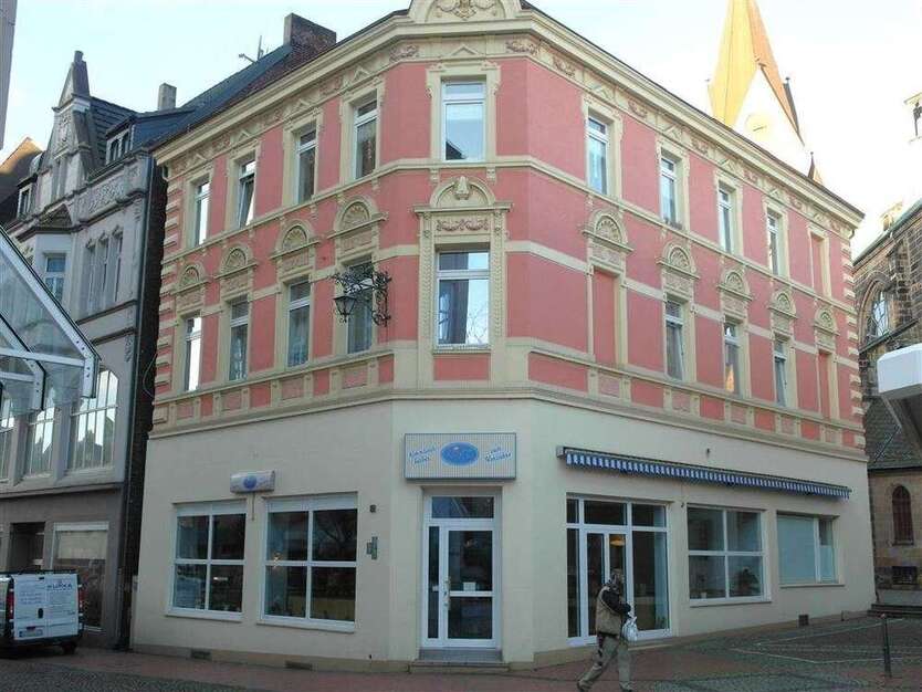 Haus zum Kaufen in Castrop-Rauxel 590.000 € 381 m²