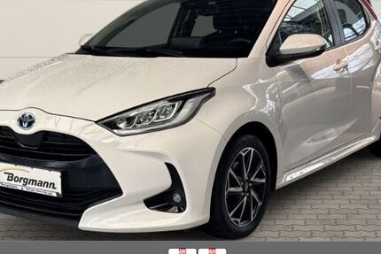 Toyota Yaris 26.631 km 20.490 &euro; Bottrop 46240