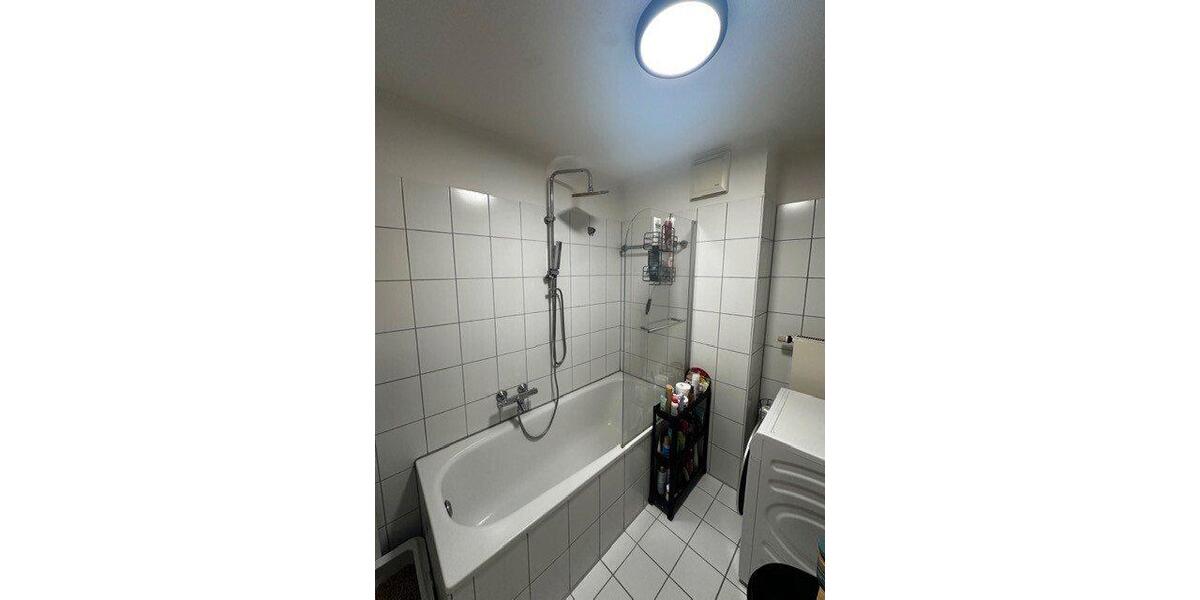 Dachgeschoßwohnung Duisburg Rheinhausen - 2 Zimmer, 65 m&sup2;, 169.000&euro; | Angebot:27006901