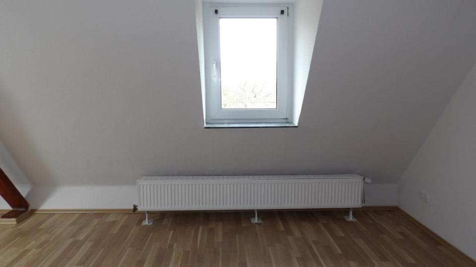 4 Zimmer - schnuckelig aufgeteilt ? Bitte sehr ! :-) Frei ab sofort, provisionsfrei ! zimmer