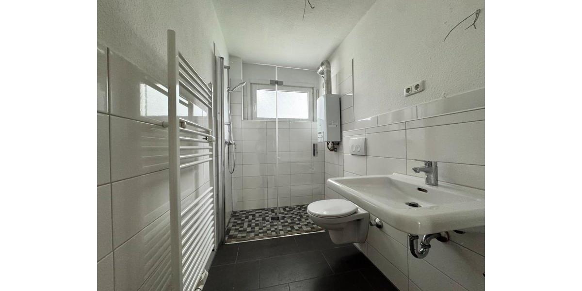 bezugsfertige, großzügige 2-Zimmer-Wohnung mit Balkon in Bochum Eppendorf zimmer