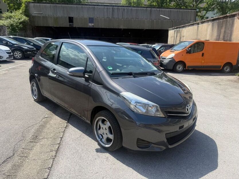 Yaris
